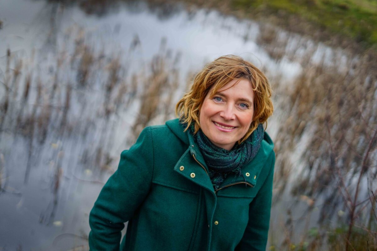 Netwerkdirecteur Annie van de Pas in het AD: